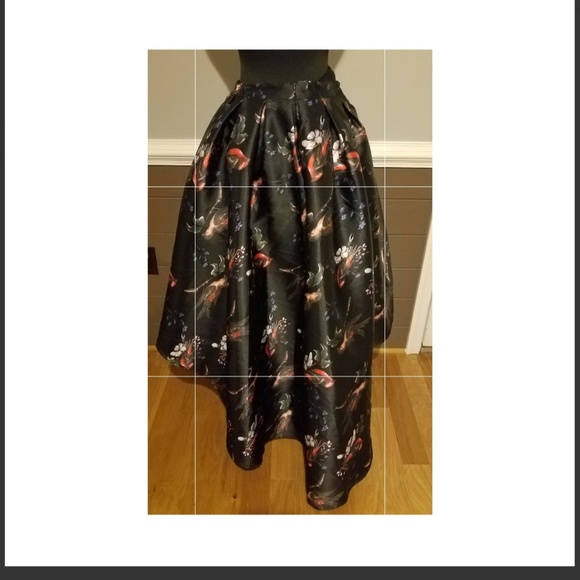 Skirt - Picture 4 of 5